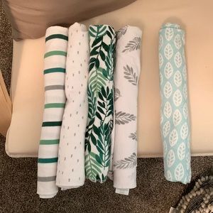 Target receiving blankets